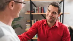 Psychologie tónu: Proč lidé hodnotí váš hlas dříve než vaše slova