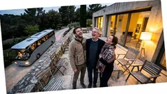 Historka: Na šedesátinách v „paláci“ zastavil autobus. A já netušil, kdo vystoupí